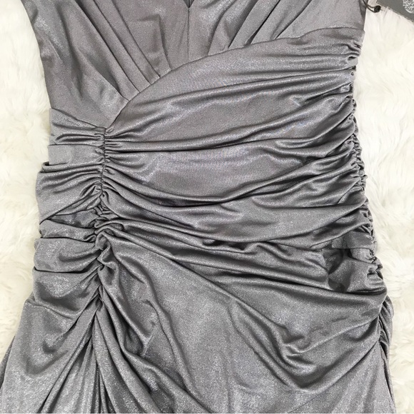 VINCE CAMUTO‎ Silver Metallic Ruched Fitted Cocktail Dress Formal Size 2 New - Picture 8 of 13